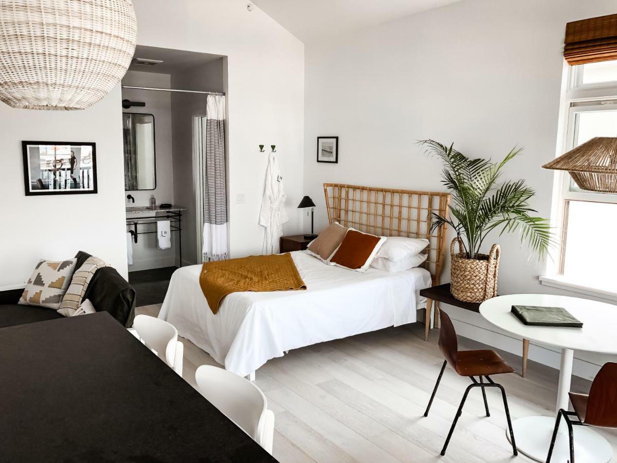 Lokal Hotel קייפ מאי מראה חיצוני תמונה